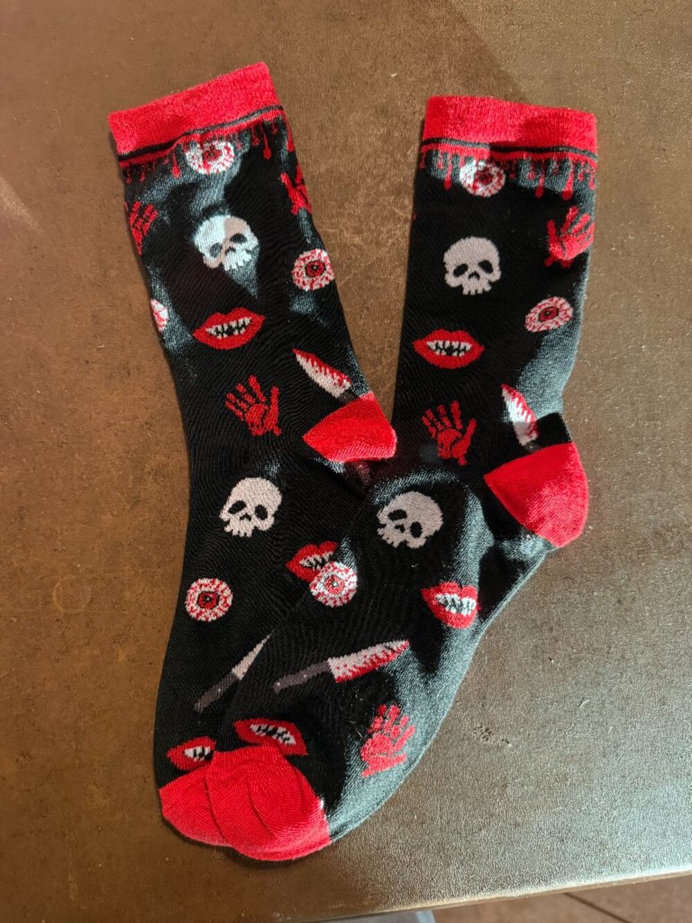 Halloween Socks Men Women Crew Horror Theme Size 7-11